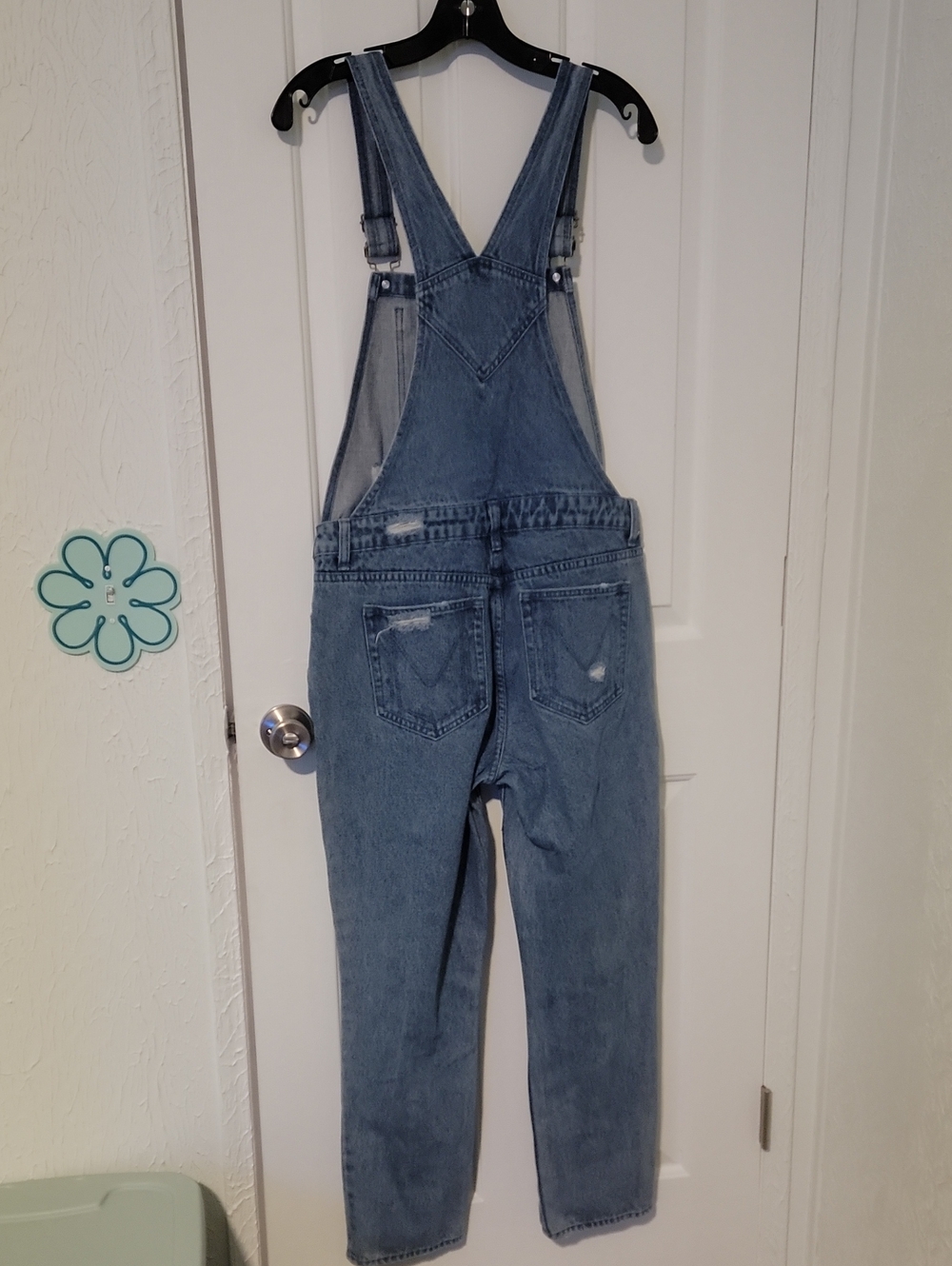 Show Me Your MuMu Alma Distressed Overalls Size Medium - Picture 5 of 7